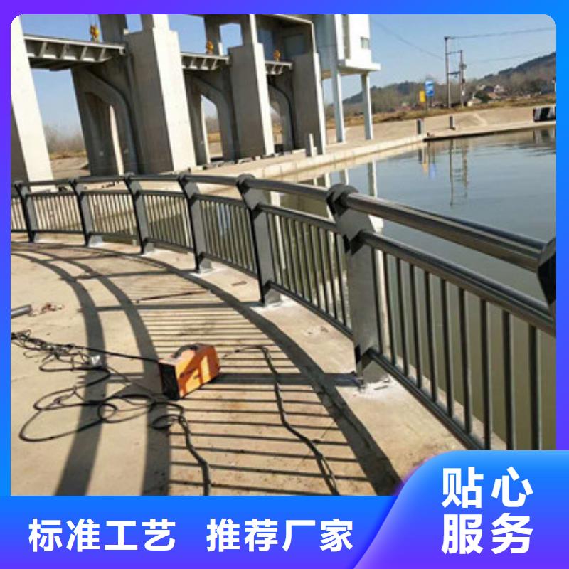 桥梁护栏河堤防撞护栏实时报价一手货源源头厂家