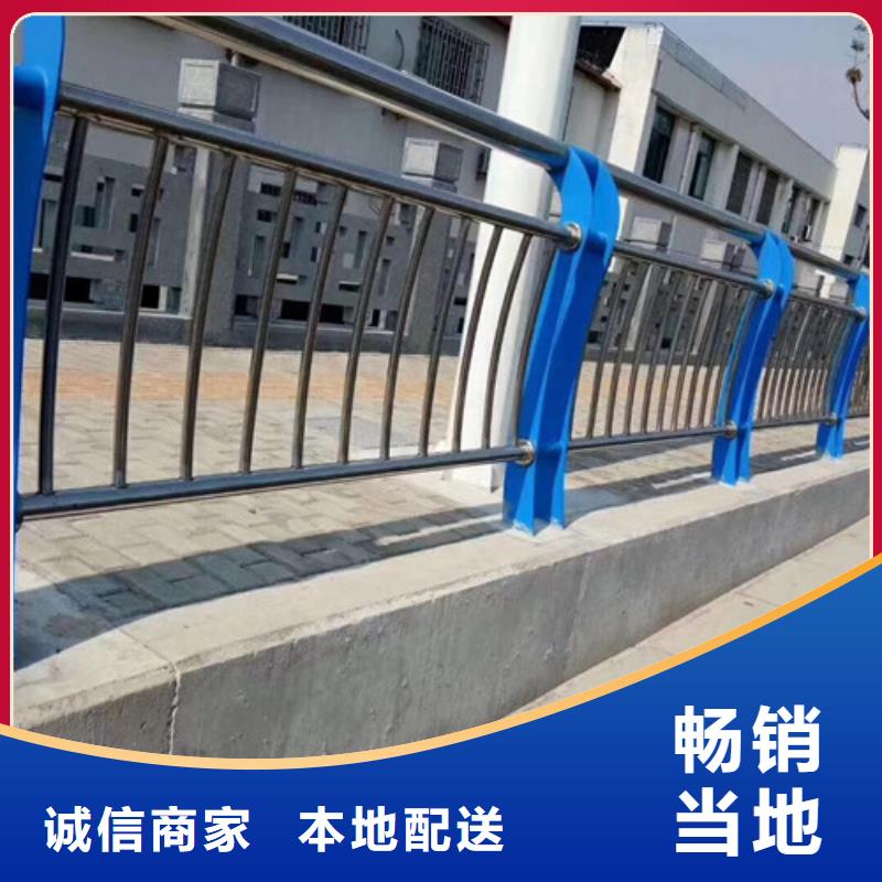 不锈钢防撞护栏桥梁护栏生产经验丰富常年出售