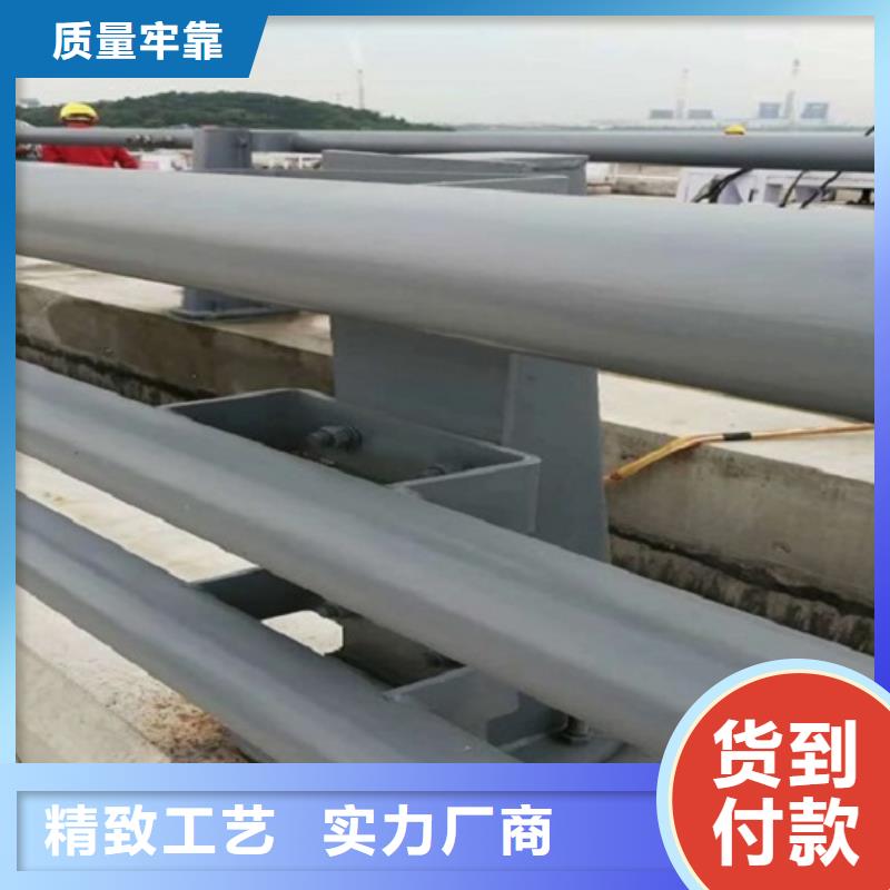 【防撞护栏钢板立柱以质量求生存】主推产品