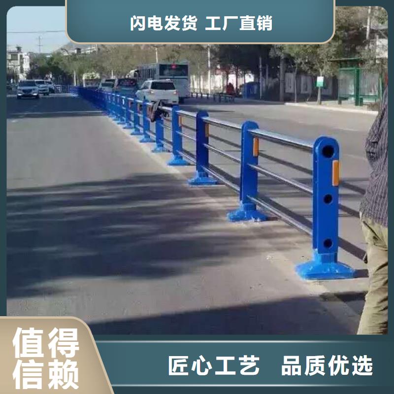 灯光护栏q235b钢板立柱选择我们没错工厂直供