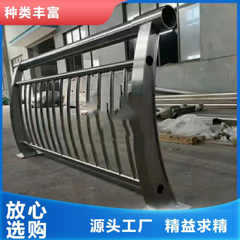 防撞护栏人车分流栏核心技术厂家拥有先进的设备