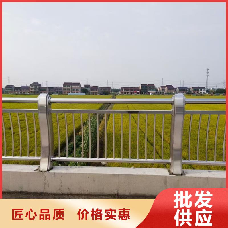 不锈钢桥梁防撞护栏工厂价格