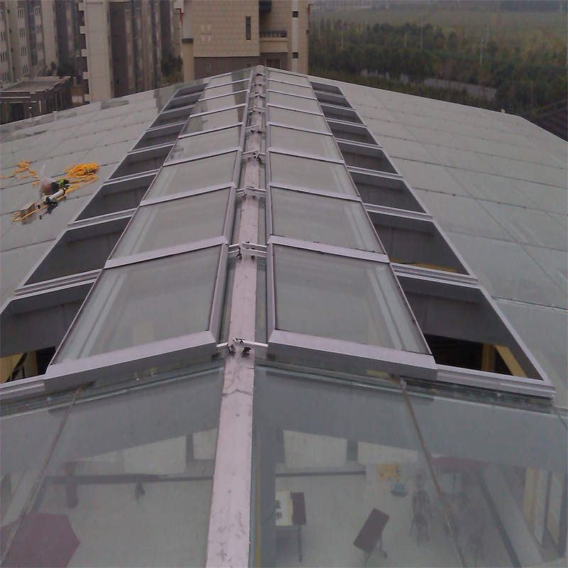 圆拱形电动采光排烟天窗质量可靠