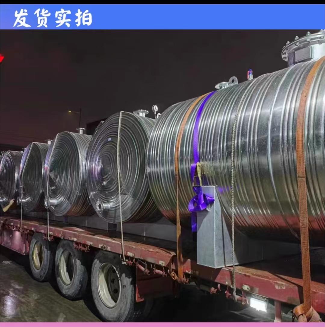 卧式承压水箱诚信厂家辉煌承压水箱实拍品质保障