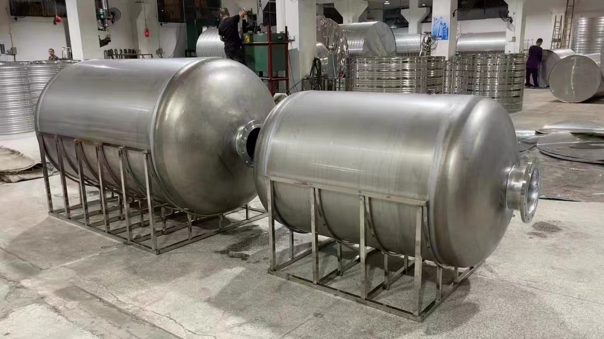 卧式承压水箱支持定制0.6-1.0Mpa发货迅速