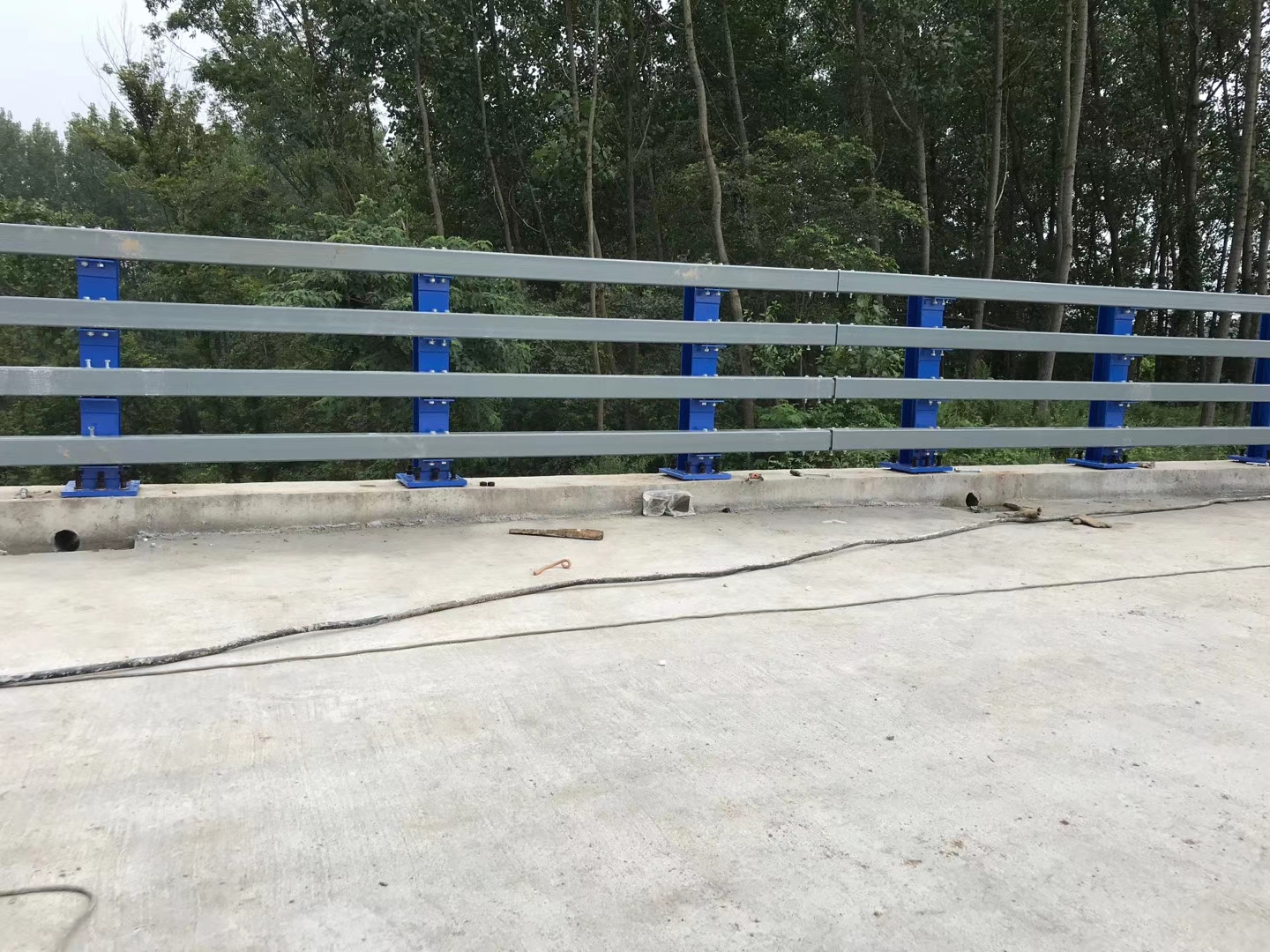 喷塑桥梁护栏诚信厂家