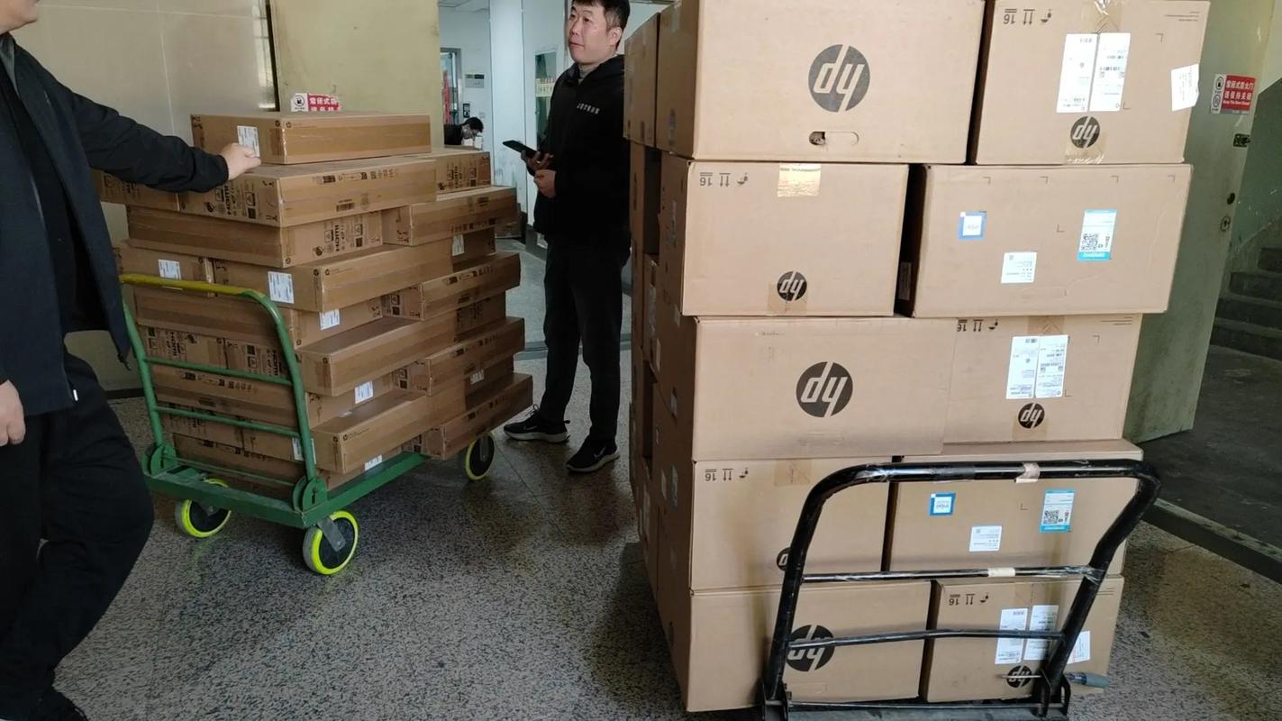 重庆到临夏物流公司提供摩托车木架打包多少钱