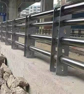 桥梁护栏不用【人行道栏杆】质量检测本地生产厂家