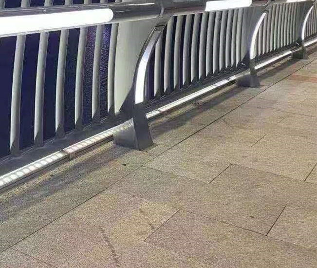 护栏高品质诚信厂家