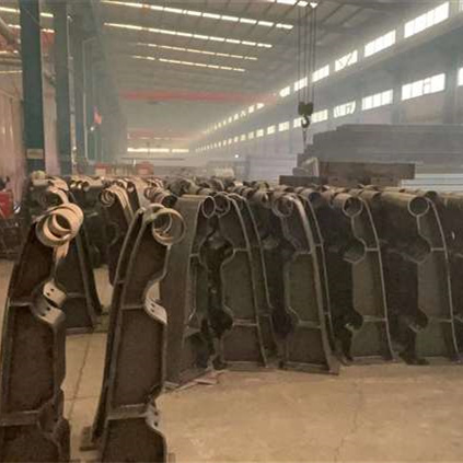 护栏【不锈钢桥梁护栏厂】选择我们没错支持拿样