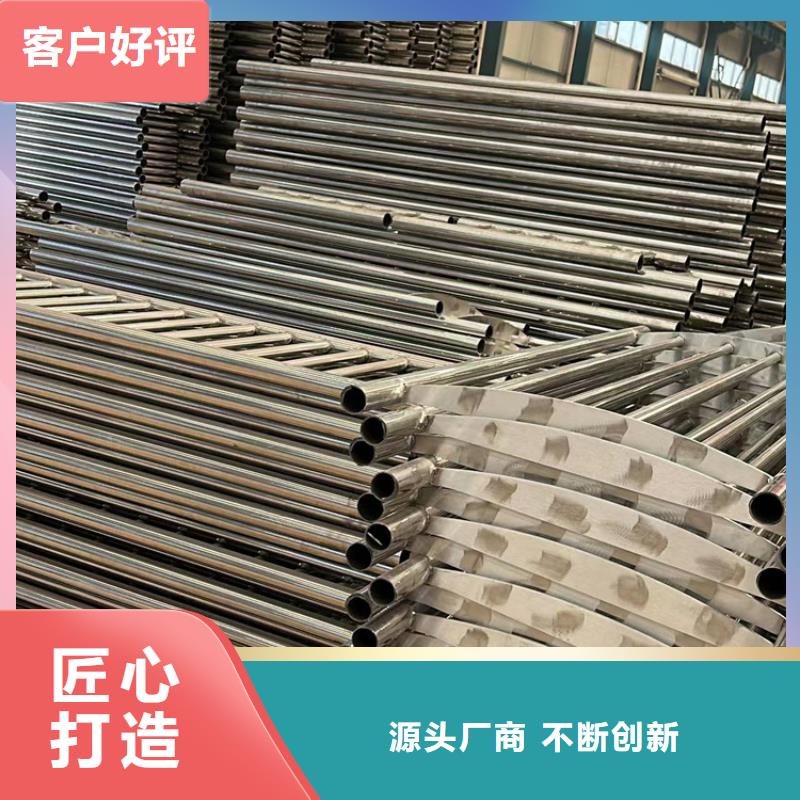 灯光护栏-防撞立柱专注产品质量与服务同城厂家