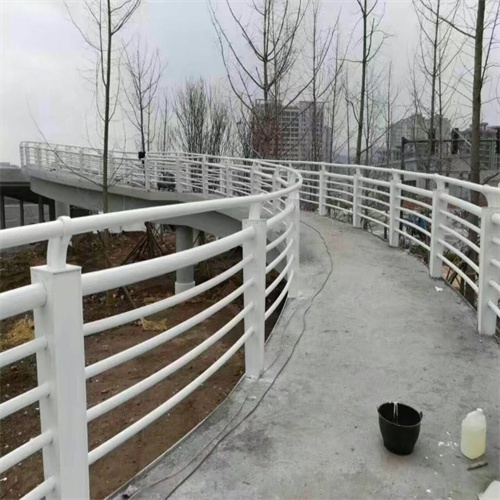 河道绳索护栏公司电话