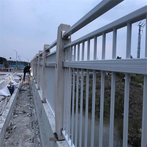 护栏,不锈钢复合管护栏源厂直销诚信经营质量保证