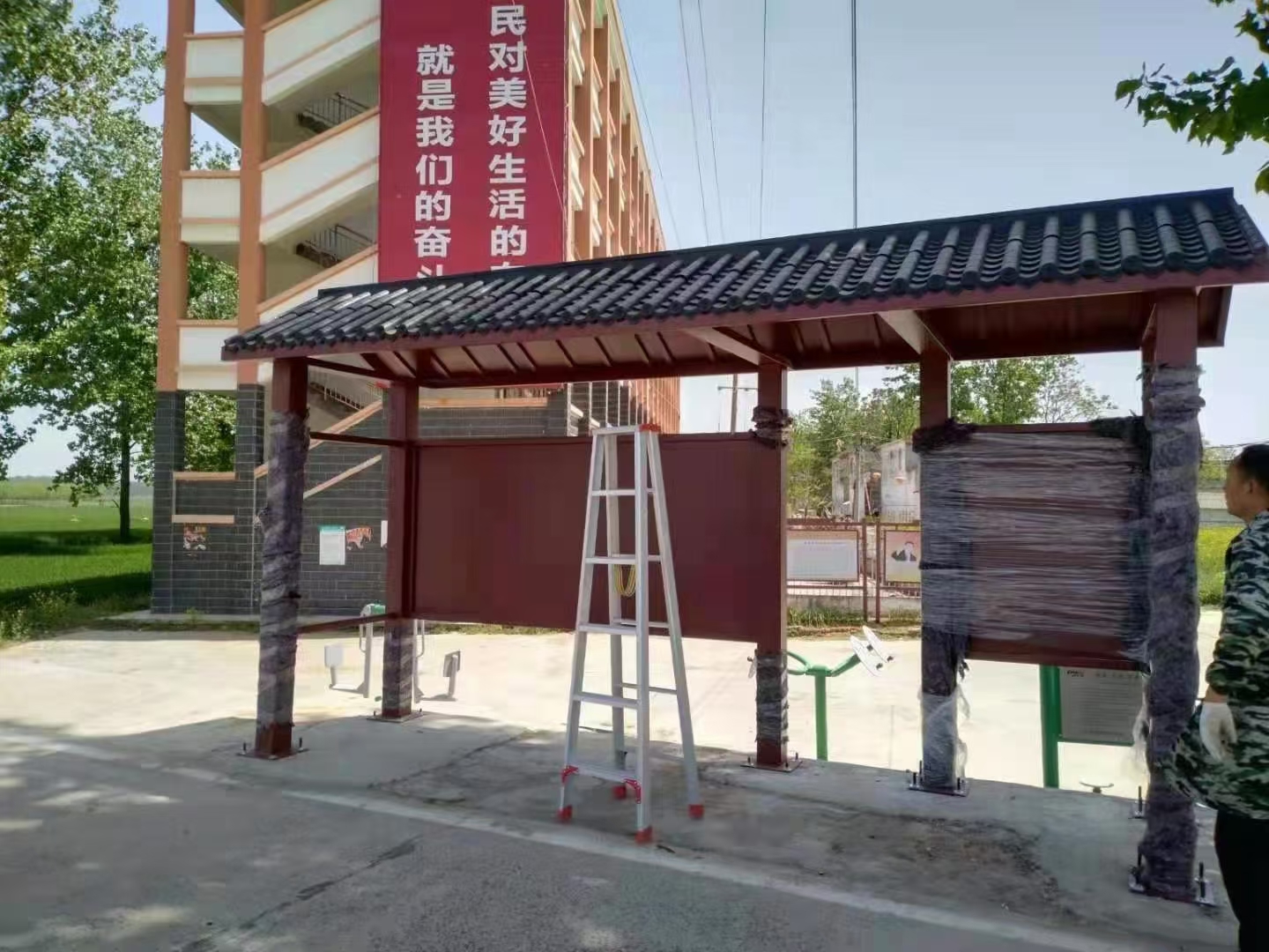 城市智能候车亭全国配送供您所需