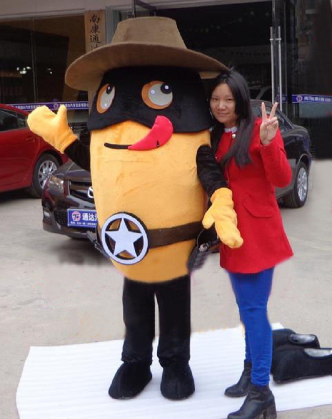 卡通人偶服装定制厂家,套头玩偶服视线好本地供应商