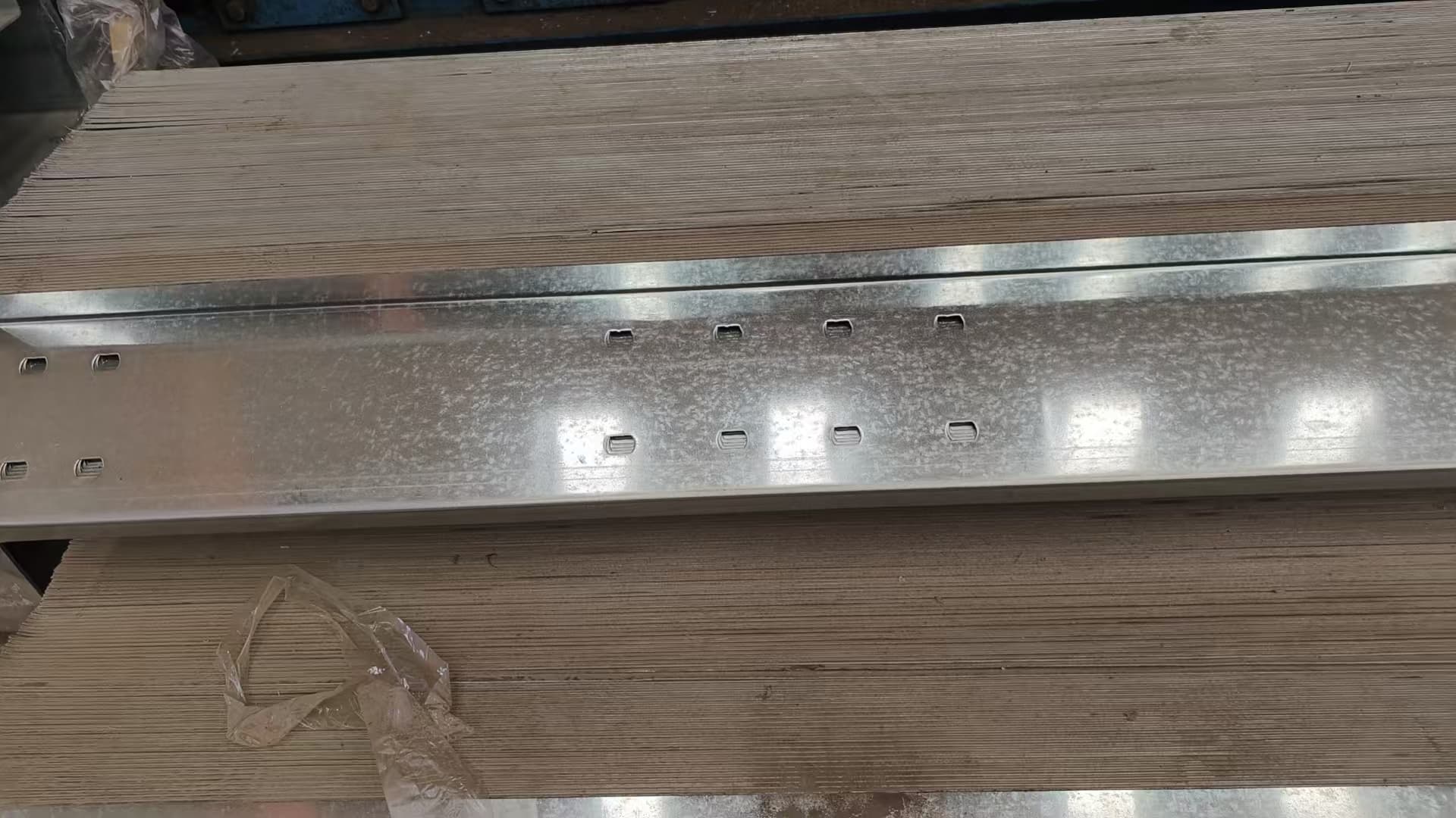 ​彩钢瓦镀锌方管多家仓库发货质量三包