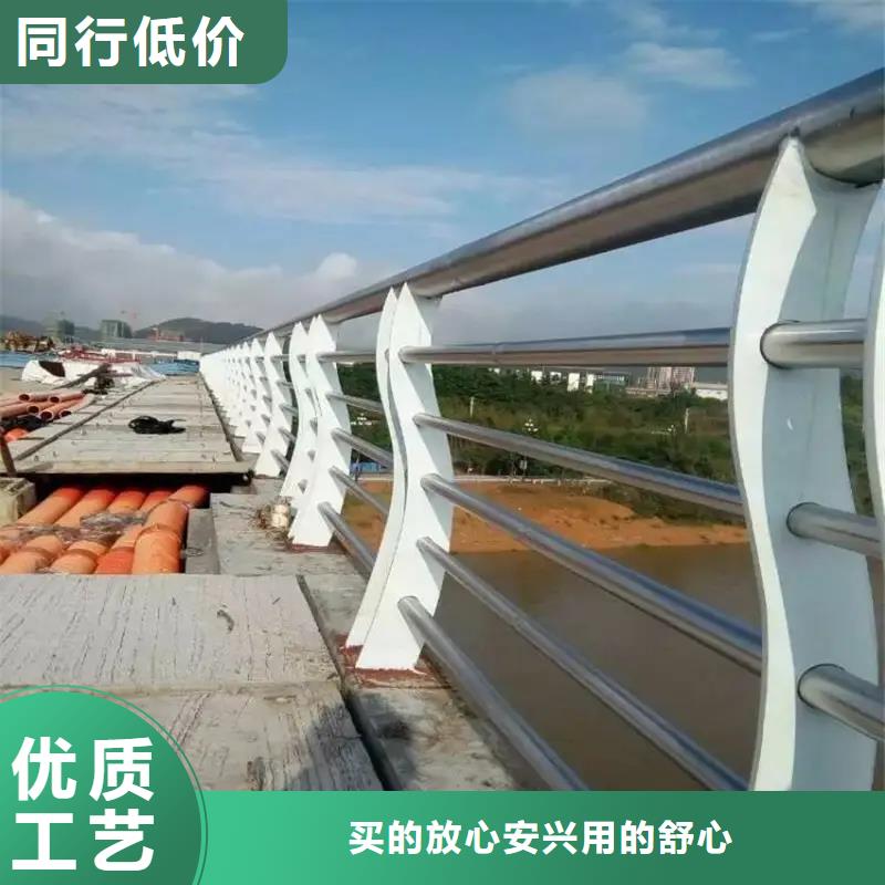 桥梁防撞护栏立柱桥梁防撞护栏厂家质量过硬量大更优惠