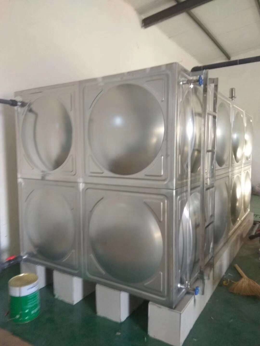 水箱圆柱形水箱重信誉厂家品质之选