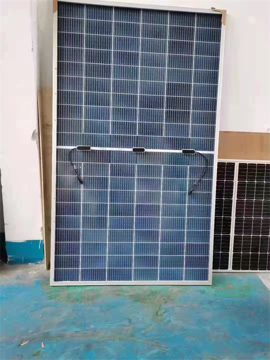太阳能光伏板回收厂家高价回收本地货源