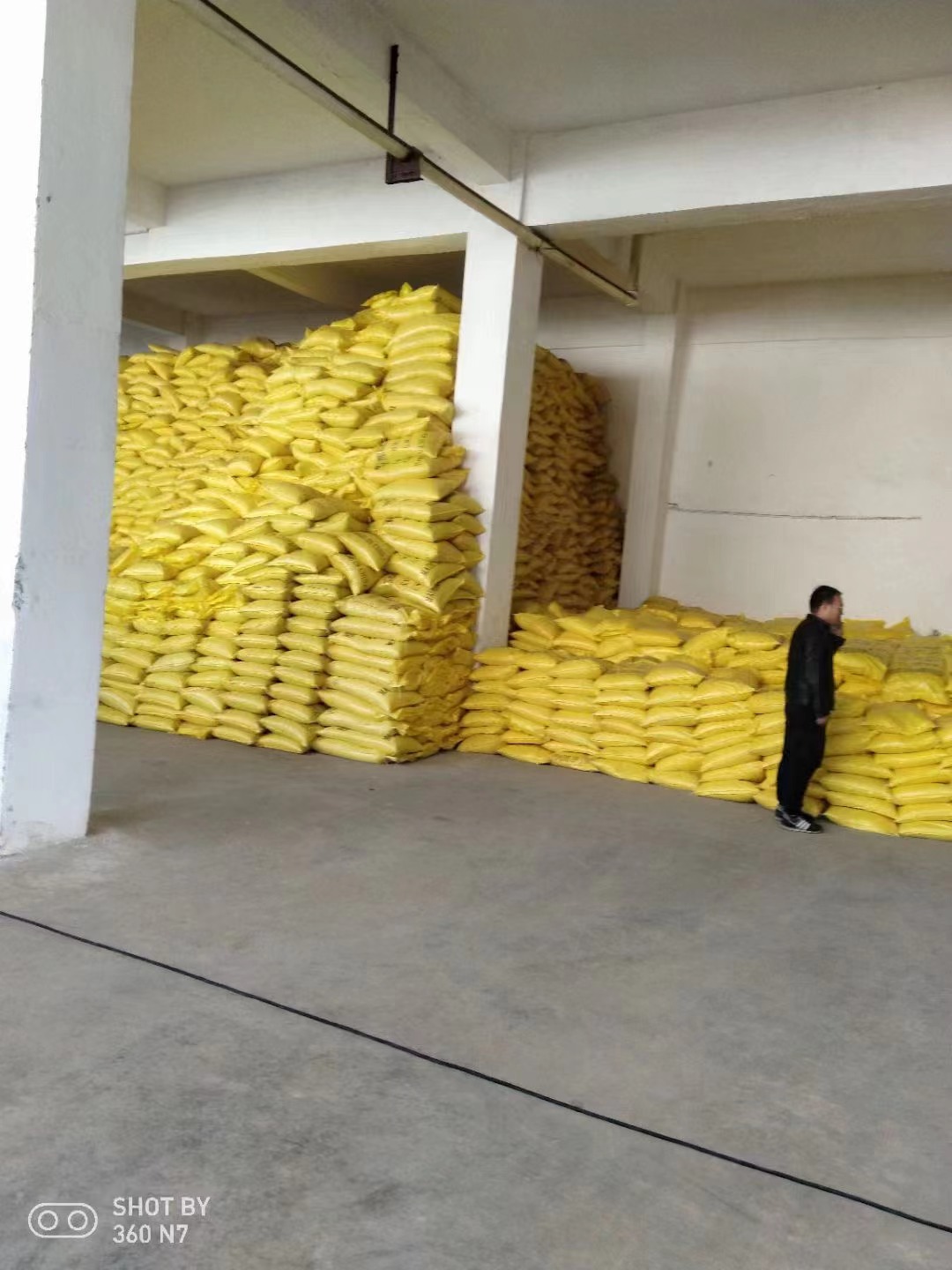 聚合硫酸铁产地货源