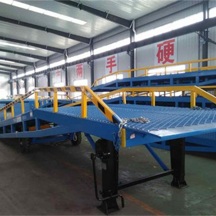 装卸货登车桥生产厂家本地品牌