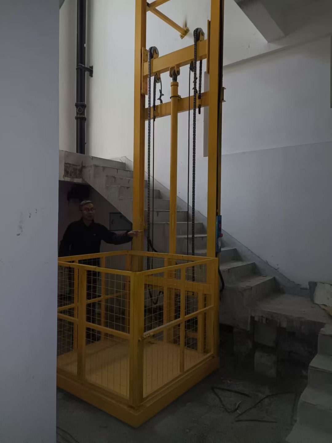 升降平台供应本地生产商