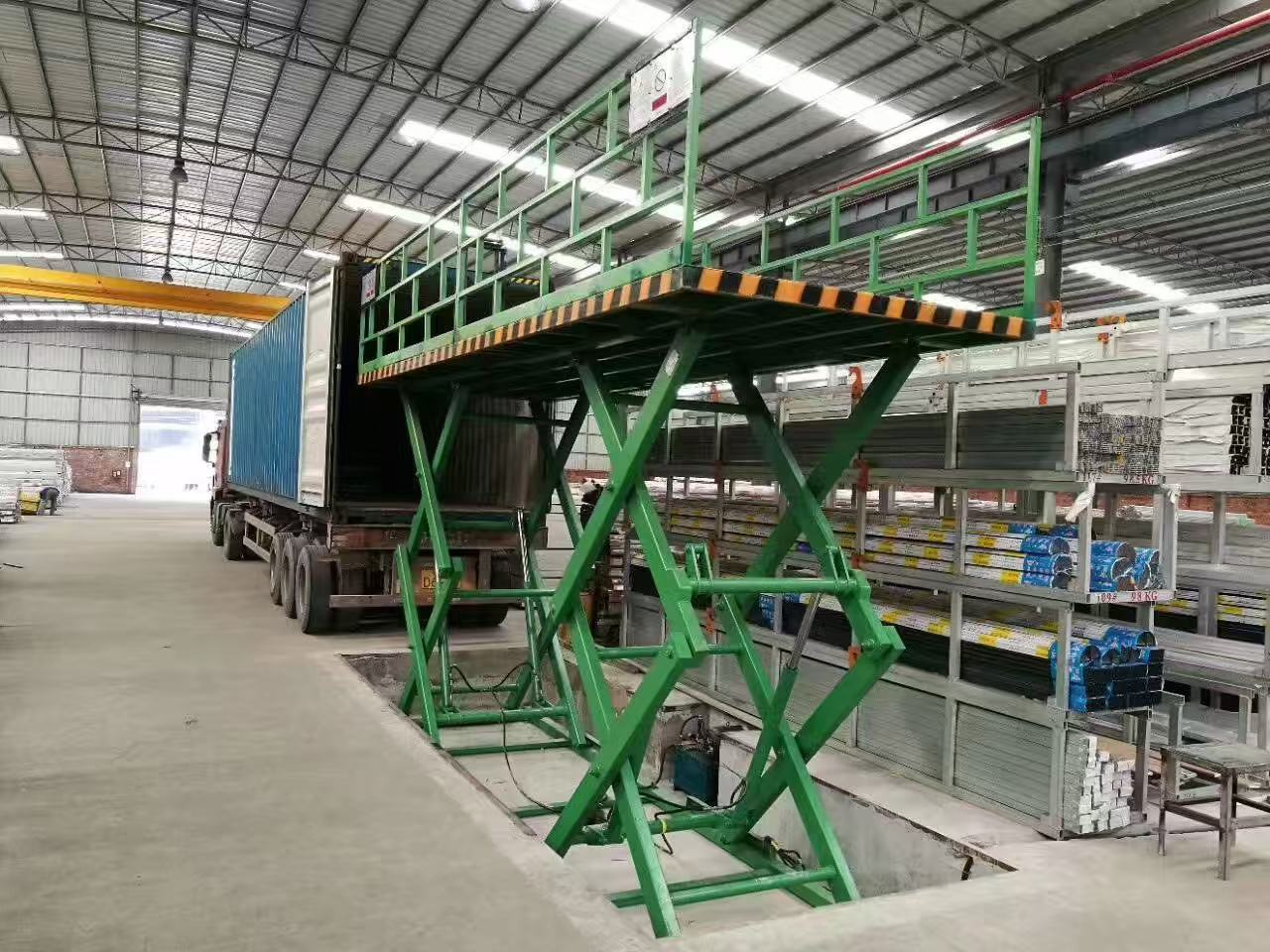 移动剪叉升降机价格当地厂家