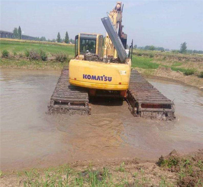 优选：水挖机出租供货商